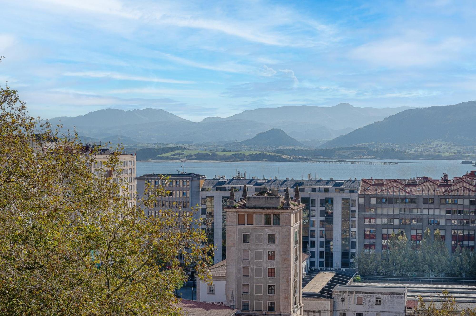 Apartamento En El Corazon De La Ciudad Junto A Las Estaciones Σανταντέρ Εξωτερικό φωτογραφία